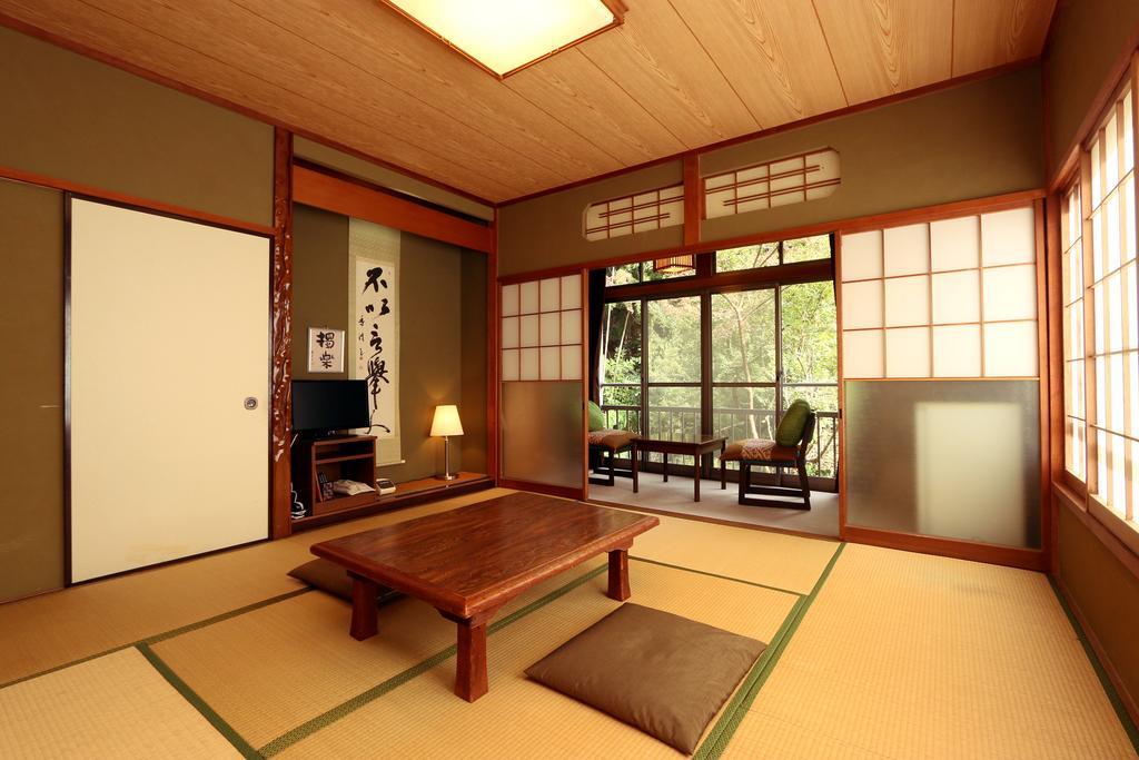Ichiyo Hotel Yugawara Eksteriør billede